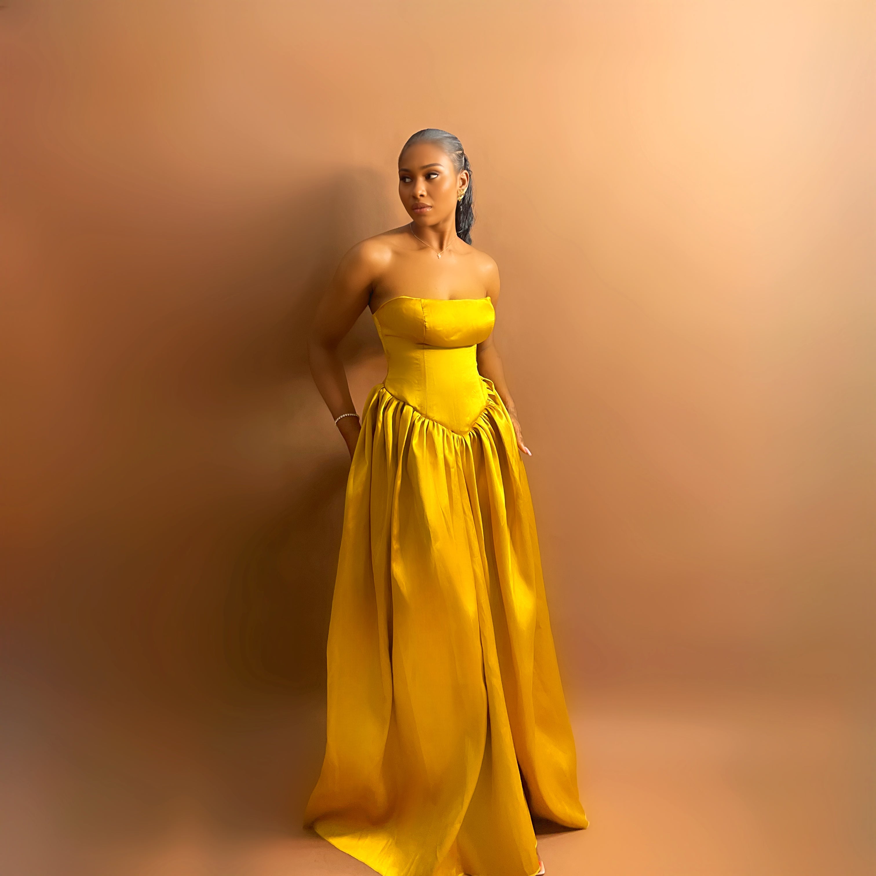 nigerian corset dress Donya absolutely owned prom night in this red and gold corset gown with a royal train, high slit, and statement veil. Serving queen energy all the way from Nigeria to the USA!