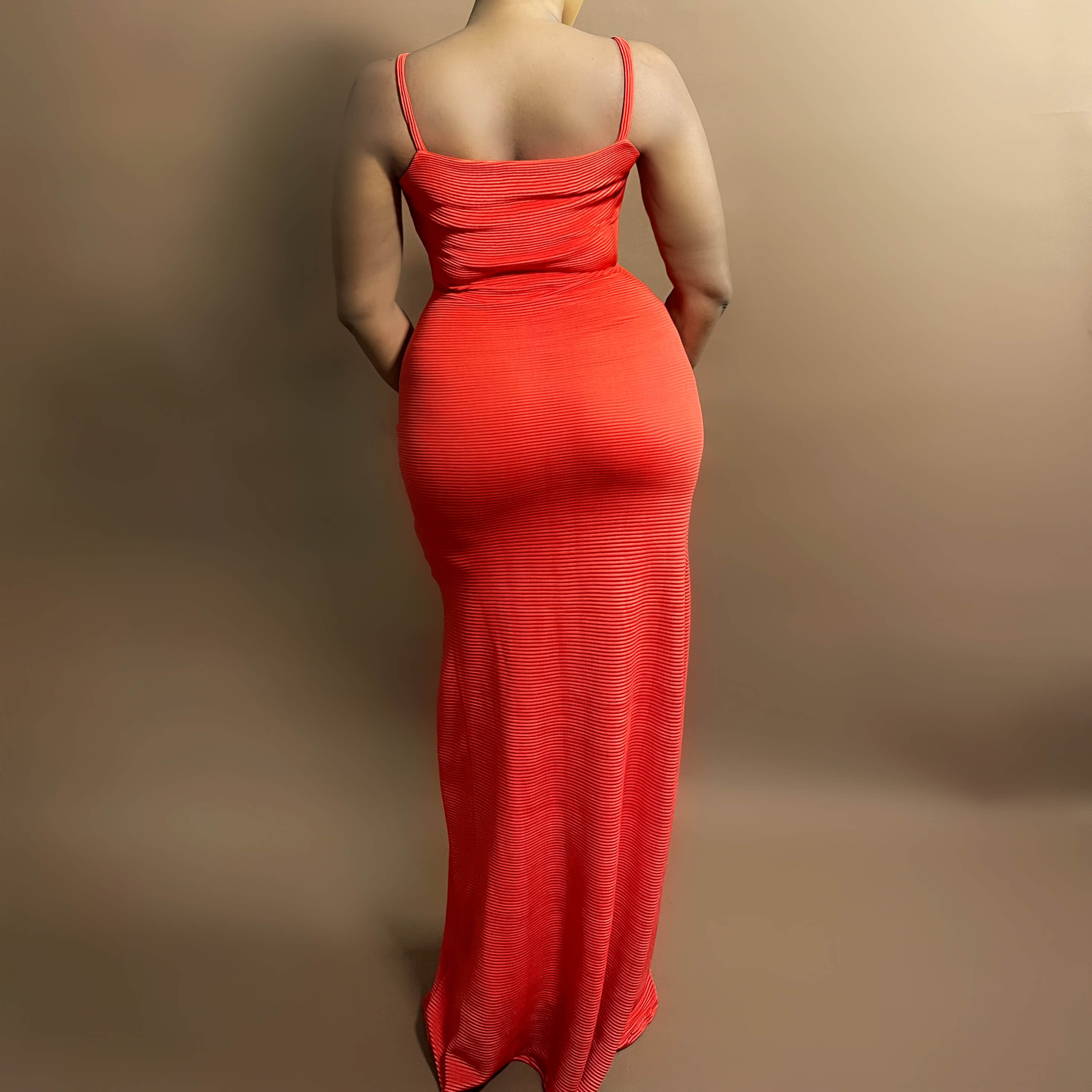 Mila Maxi Dress (Scarlet)