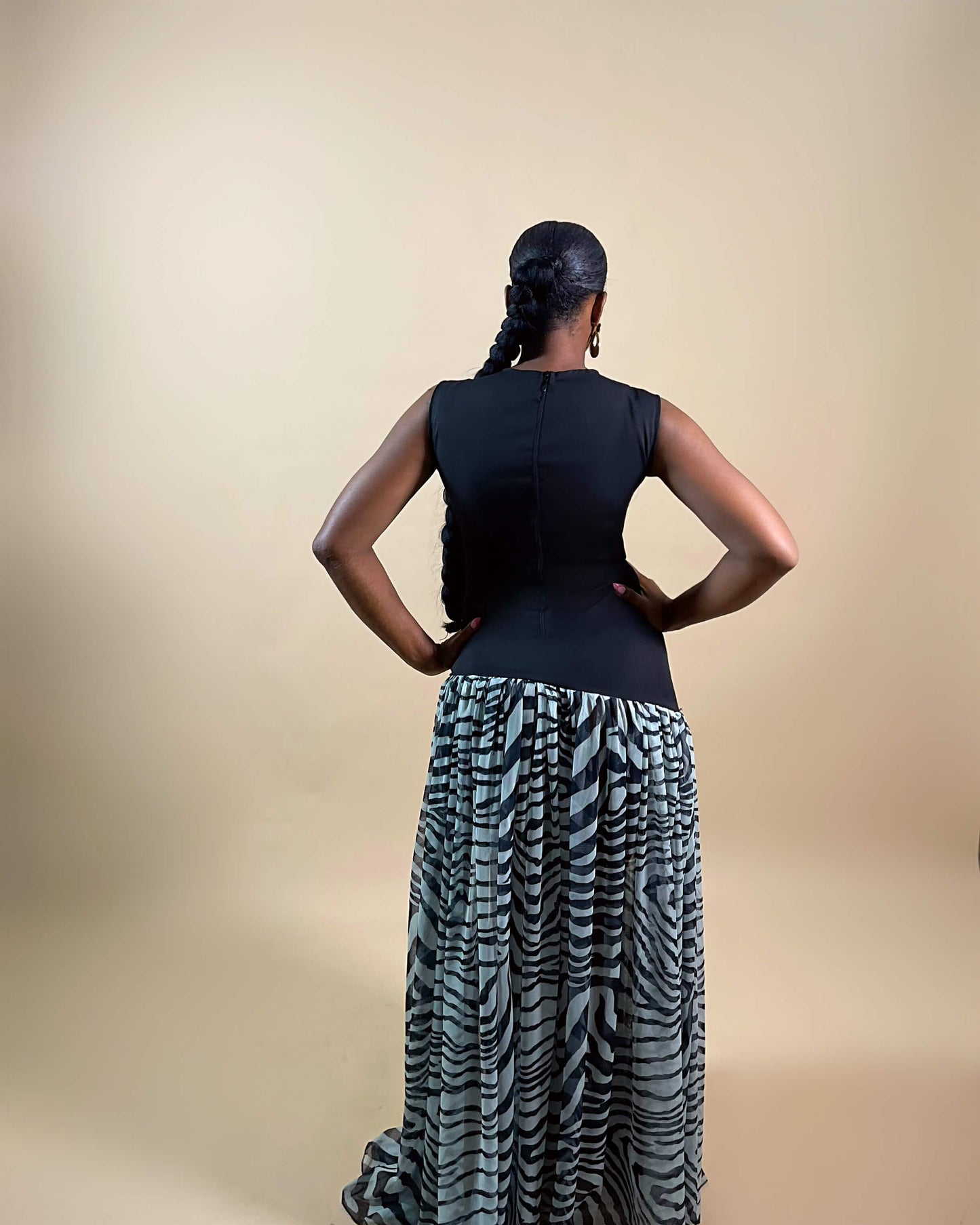 Rachel Maxi Dress (Noir Stride)